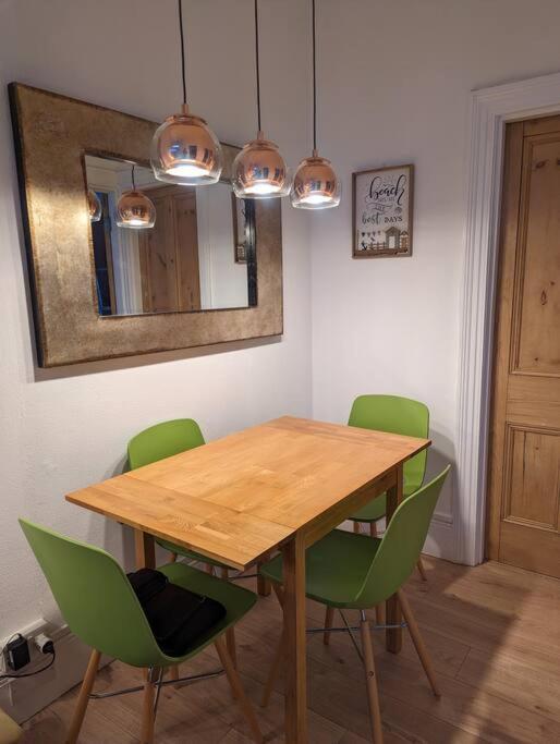 Spacious First Floor Family Flat, Sea View Torquay Esterno foto