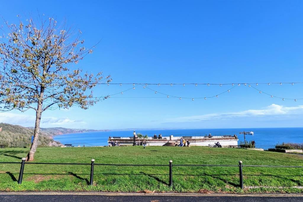 Spacious First Floor Family Flat, Sea View Torquay Esterno foto